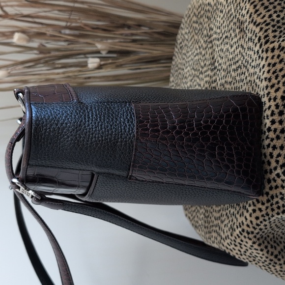 Brighton Women's Genuine Leather Shoulder Bag - Picture 4 of 15